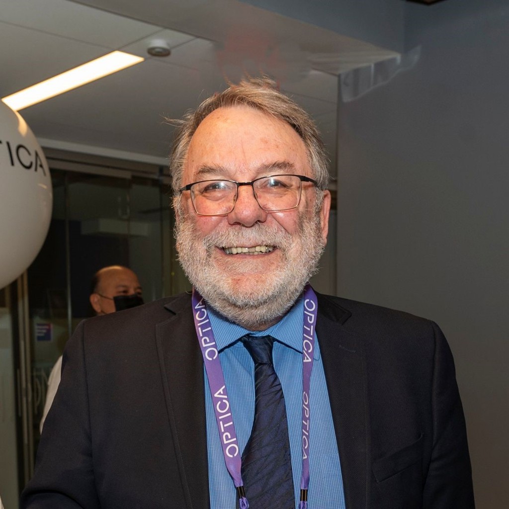 Photo of Peter L. Knight